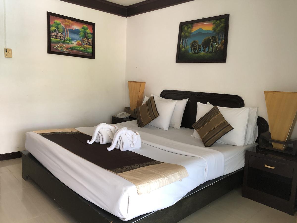 Bamboo Beach Hotel & Spa Patong Dış mekan fotoğraf