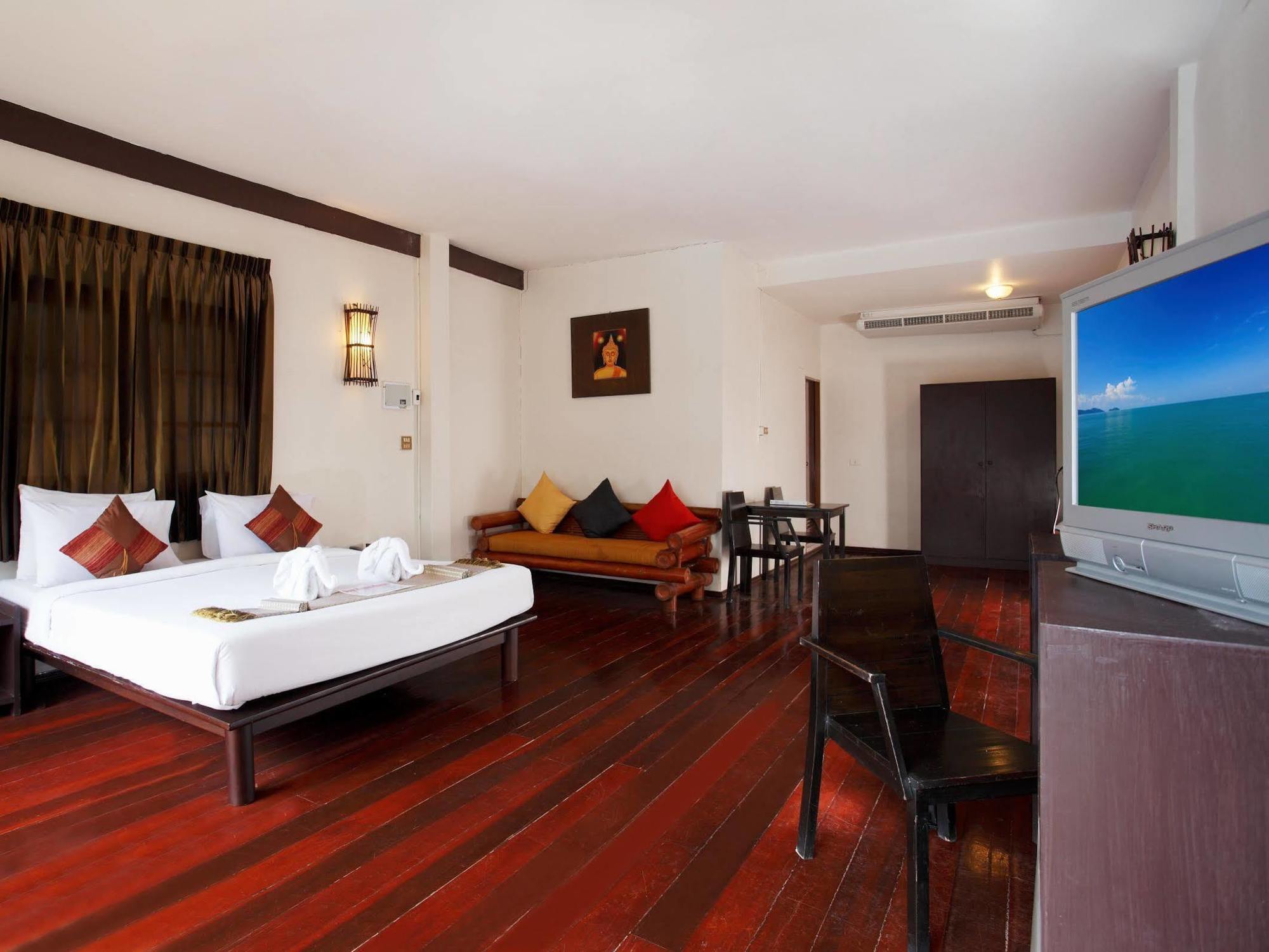 Bamboo Beach Hotel & Spa Patong Dış mekan fotoğraf