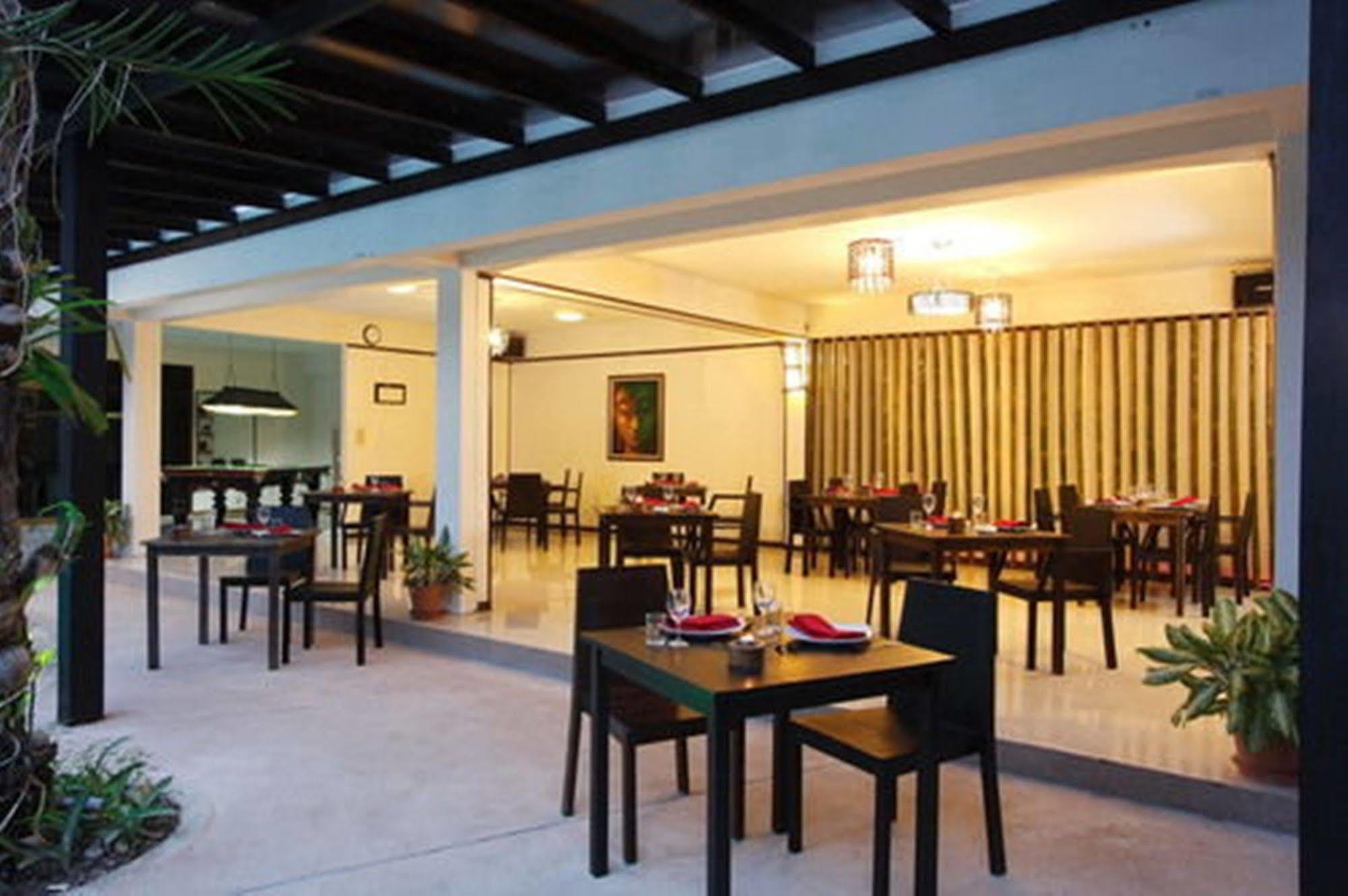 Bamboo Beach Hotel & Spa Patong Dış mekan fotoğraf
